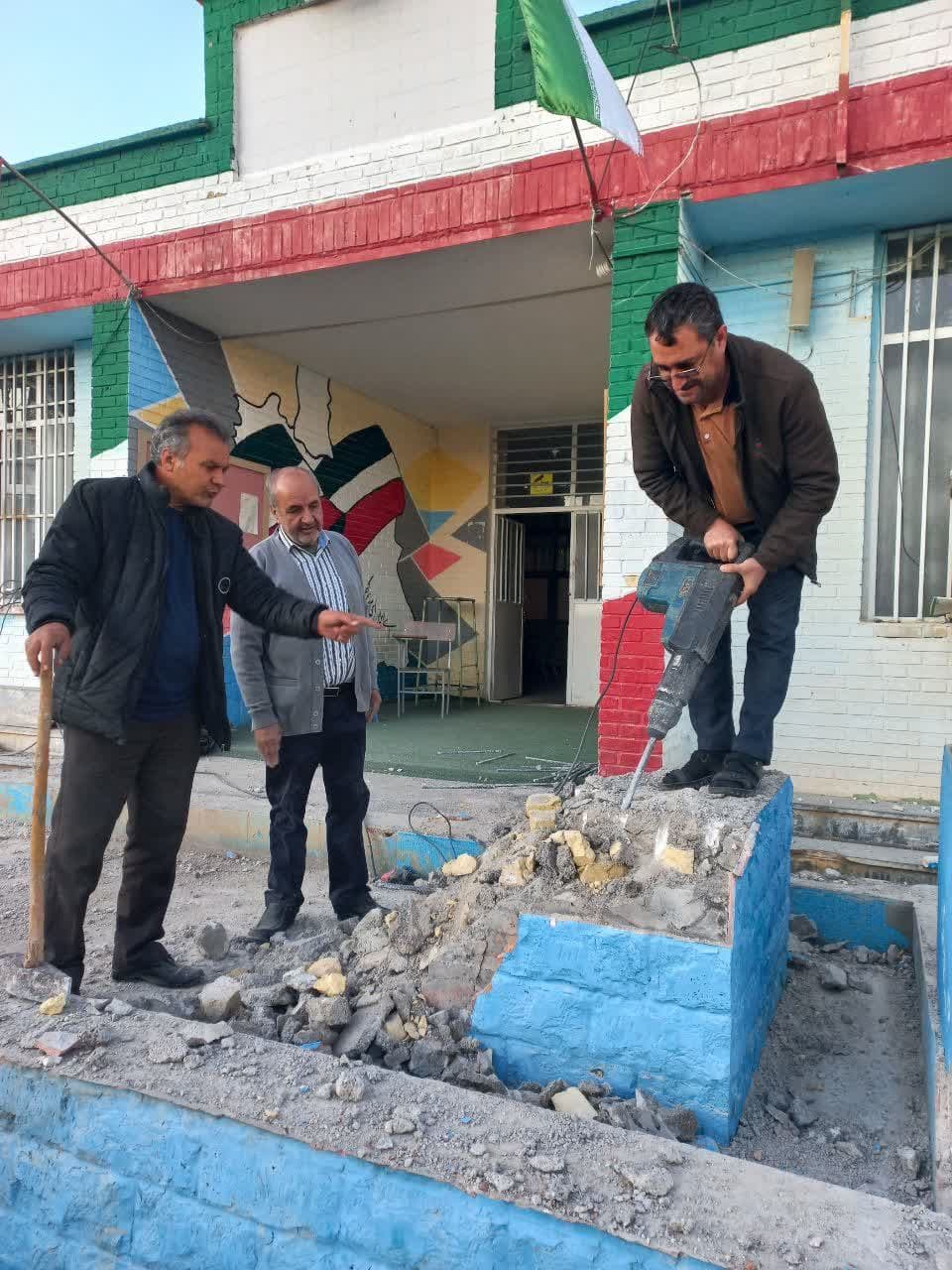 دبیرستان متوسطه دوم نمونه دولتی علامه دهخدا